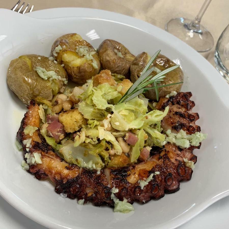 Alojamento Restaurante Dom Dinis ヴィーラ・ノーヴァ・デ・ポイアレス エクステリア 写真