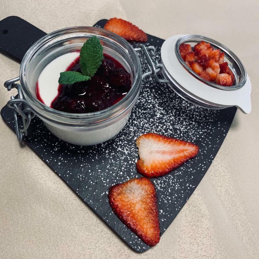 Alojamento Restaurante Dom Dinis ヴィーラ・ノーヴァ・デ・ポイアレス エクステリア 写真